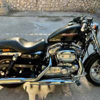 Harley Davidson sportster 883