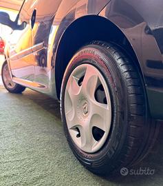 RENAULT TWINGO DA VETRINA DIESEL