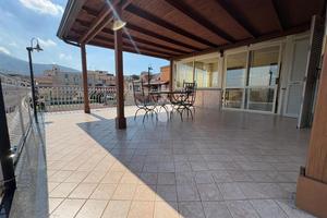 4 LOCALI A MASSA DI SOMMA