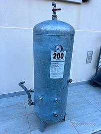 Serbatoio zincato da 200 litri per autoclave
