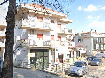 BOX A CASTEL DI LAMA