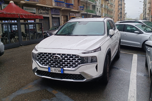 Auto santafe' colore bianco