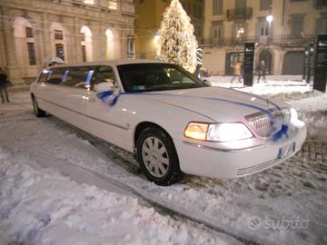 Lincoln Town car limousine 9 posti, anno 2005