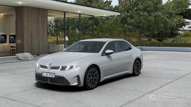 BMW i3 50 xdrive as First Edition