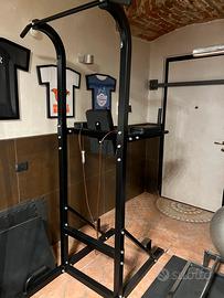 Stazione dip bar / dip station palestra