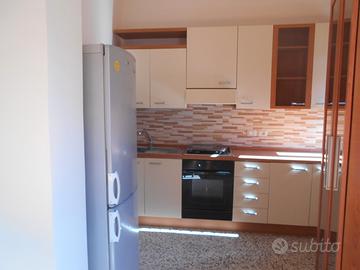 Trilocale in zona servita