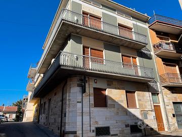 Appartamento al primo piano a Notaresco - R23A