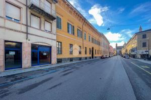 NEGOZIO A CREMONA