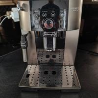 De Longhi Magnifica S Smart macchina caffè