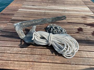 Ancora trefoil tipo Bruce15 Kg