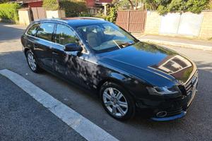 AUDI A4 4ª serie - 2011