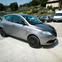Lancia Ypsilon 0.9 TwinAir 85 CV 5 porte Metano Ec
