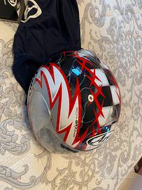 Casco arai