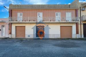 Castelvetrano Indipendente Con Garage E Terrazzo