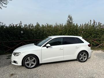 AUDI A3 SPB S TRONIC