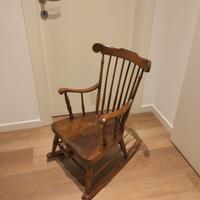 sedia a dondolo per bambini vintage