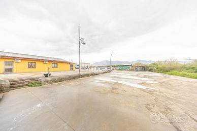 CAPANNONE A GUIDONIA MONTECELIO