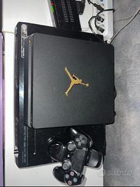 PS4 slim nera 500GB, base, controller, cuddie led