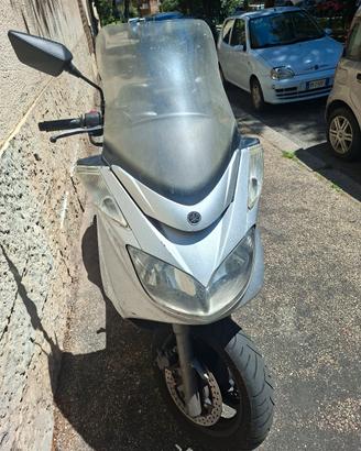 yamaha majesty 400