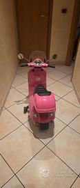 Moto Vespa Rosa 