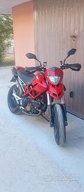 Ducati hypermotard 1100