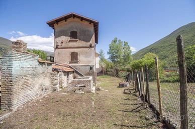 RUSTICO A CASTEL SANT'ANGELO