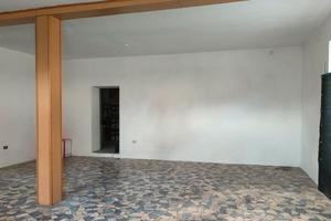 Locale commerciale in centro a Foen su 2 piani