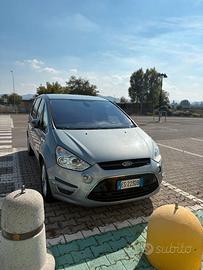 Titolo: Ford S-Max 2.0 TDCi Powershift – Full Opti