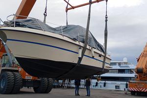 Motoscafo cabinato fjord 880