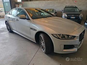 Jaguar XE 2.0 D 180 CV AWD aut. Portfolio