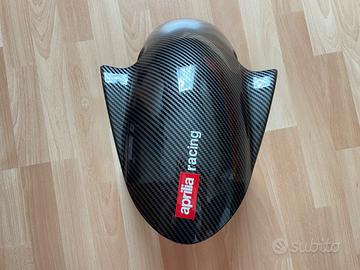 Parafango Aprilia Rsv4/Tuono - Carbon Look