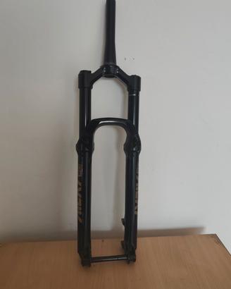 forcella rock shox lyrik 150 mm