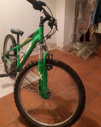 Mountain Bike ammortizzata 24 bambino
