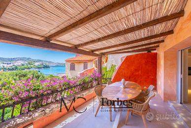 Porto Cervo | Moderno quadrilocale vista mare e co