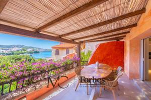 Porto Cervo | Moderno quadrilocale vista mare e co