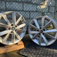 Cerchi in lega 16”