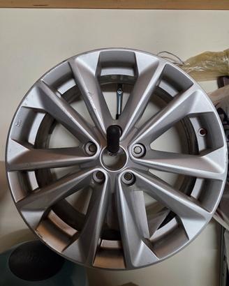 Cerchi In Lega 17" Per Nissan Quashqai 2015
