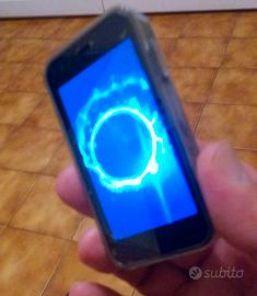 orologio e mini smartphone 