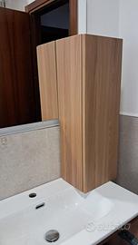 Mobiletto bagno sospeso