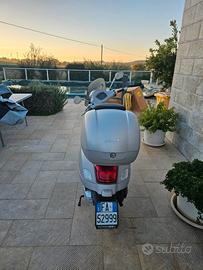 Piaggio Vespa 300 GTS hpe - 2023
