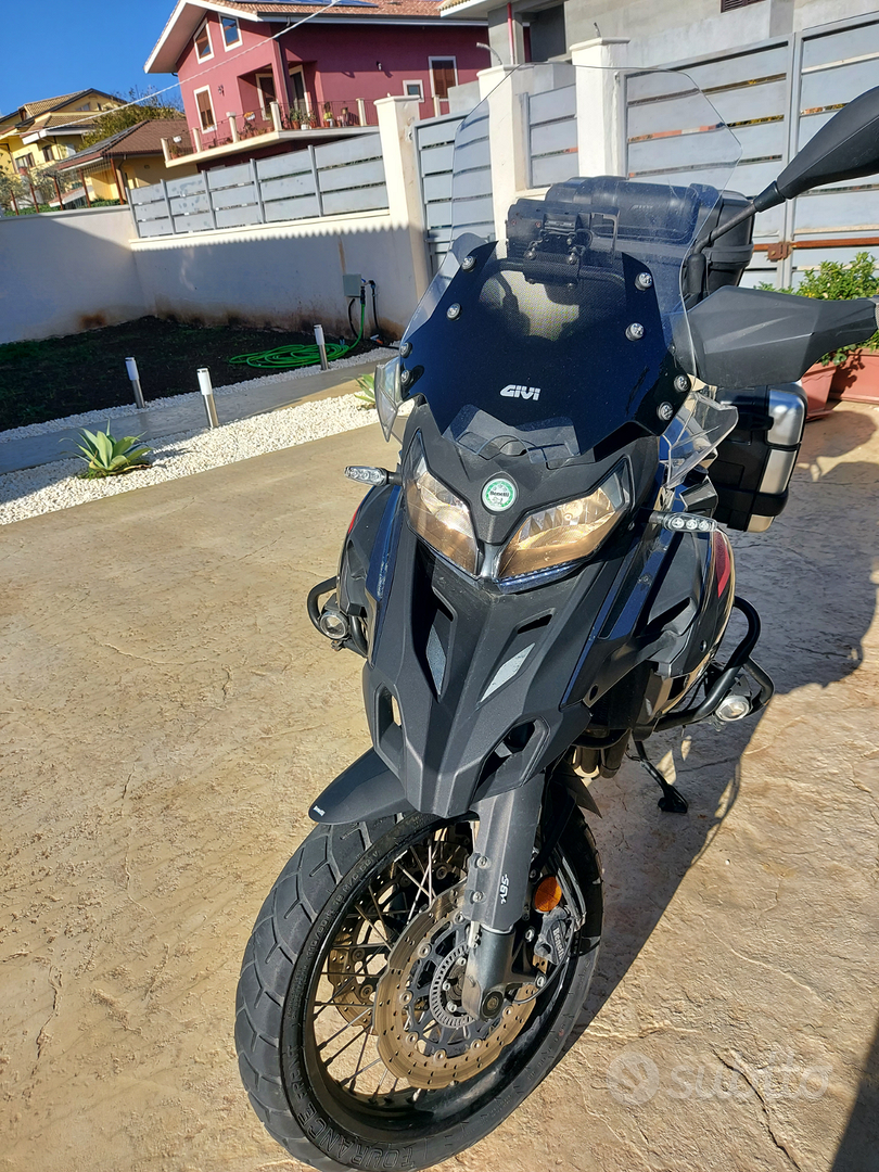 Benelli TRK 502X con accessori - Moto e Scooter In vendita a Siracusa