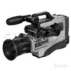 VIDEOCAMERA PANASONIC supervhs