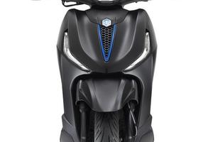 Piaggio Beverly 400 S E5+ NERO METEORA - VERD...