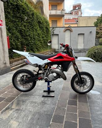 Husqvarna SM 125 2T 2008