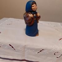 Thun!!!! Presepe giubileo Donna con gerla blu