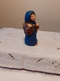 Thun!!!! Presepe giubileo Donna con gerla blu