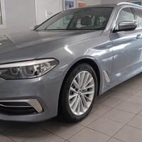 BMW 530d xDrive 249CV Touring Luxury