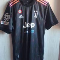 Juventus Chiesa 2021/2022 Champions League 