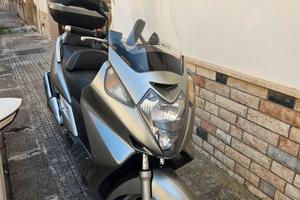 honda silver 600  con moto turismo 