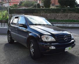 MERCEDES-BENZ ML 270 turbodiesel cat CDI SE Twin